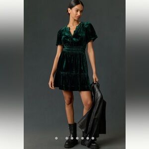 Anthropologie NWT The Somerset Mini Dress:
Velvet Edition size XXS.